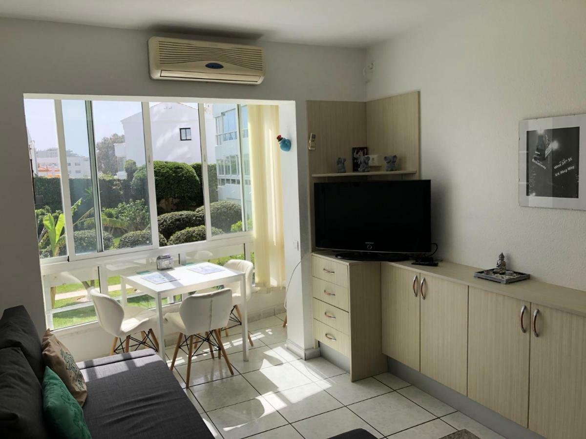 Apartamento Los Cisnes Беналмадена Екстериор снимка
